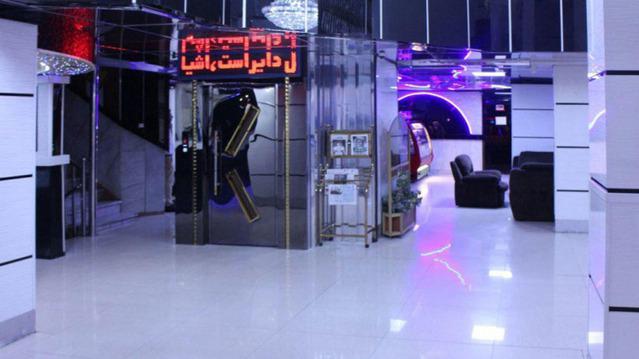 Azar-Mashhad_61019