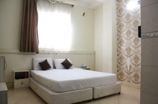 BeynolHaramein-Qom_60334