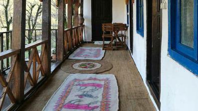 Khoshneshin-Roodbar_8280