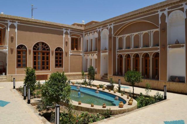 Neginpasargad-Yazd_52494