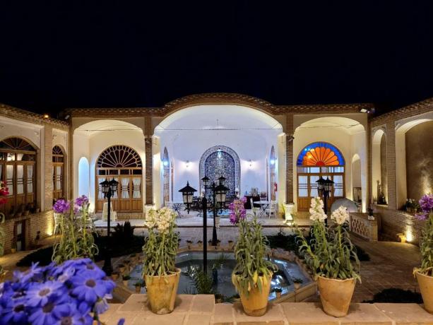 Reyhan-Kashan_58485