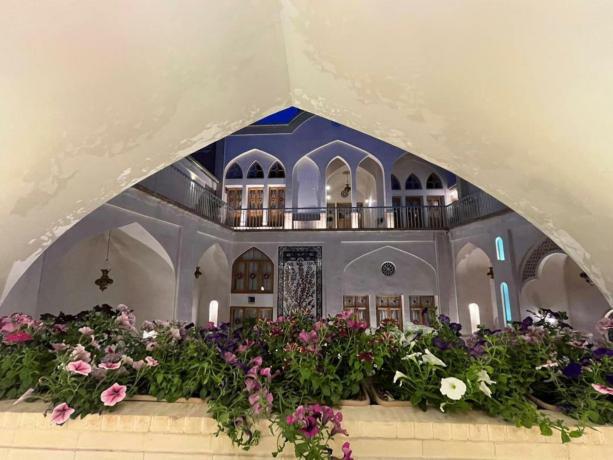 Sarayerozas-Kashan_61173