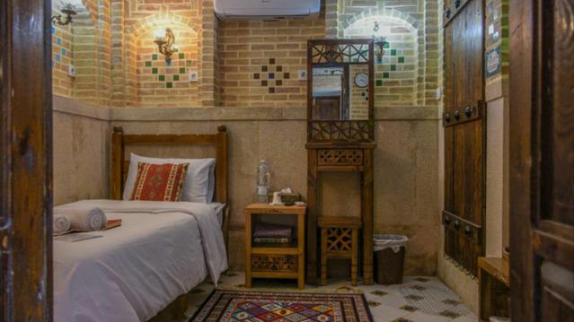 Tabesh-Shiraz_11598