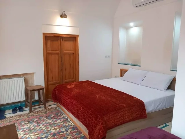 اتاق دو تخته دبل اقامتگاه سنتی آلما یزد