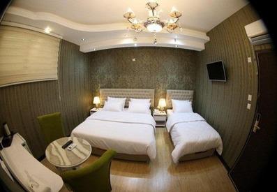 اتاق سه تخته