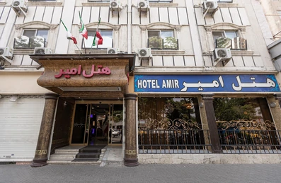 ورودی هتل