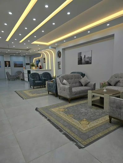 لابی هتل آپارتمان آنامیس بندر عباس