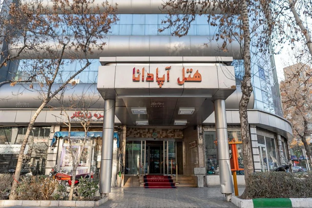 ورودی هتل