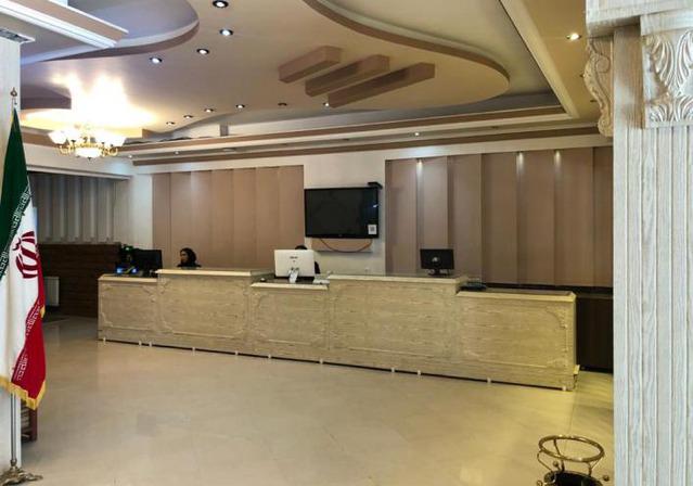 پذیرش هتل عطر سیب سیرجان