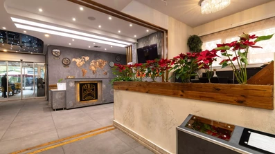 لابی و پذیرش هتل اورین تهران