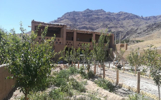 نمای کلی اقامتگاه بومگردی بابا اکبر تربت جام