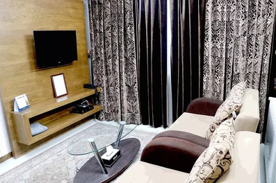 نمای داخل اتاق هتل آپارتمان بعثت اصفهان