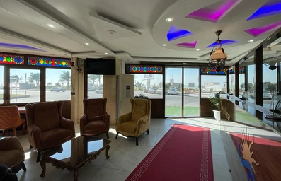 لابی هتل دریا کنار بوشهر