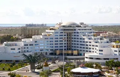 نمای بیرونی هتل ارم کیش