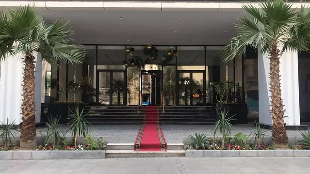 نمای کلی هتل 55 بندرعباس