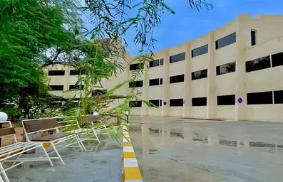 نمای بیرونی هتل گلدیس کیش