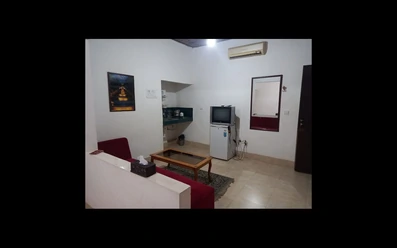 اتاق مبله  با آینه