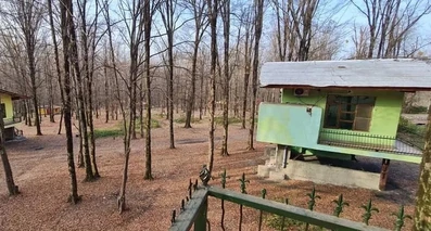 منظره تراس اتاق ها اقامتگاه بومگردی هیرکانو کردکوی