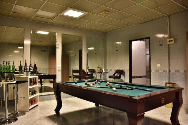 Ideal-Tehran_43649