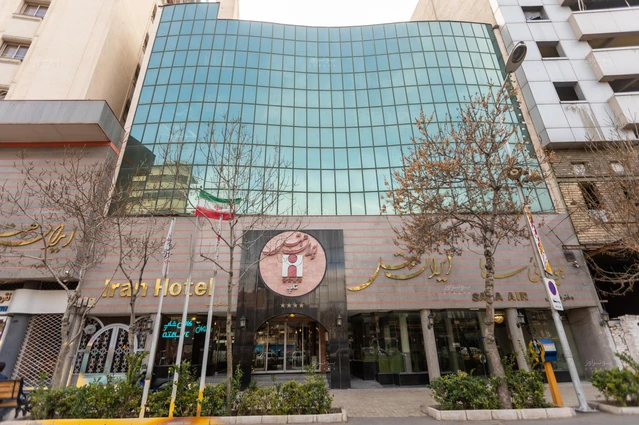 نمای هتل