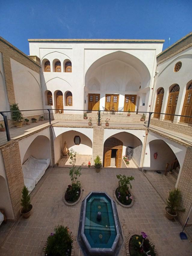 JahanArayi-Kashan_37031