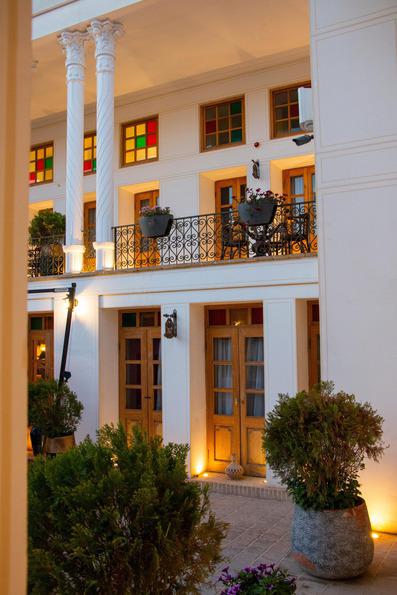 هتل سنتی کریاس اصفهان