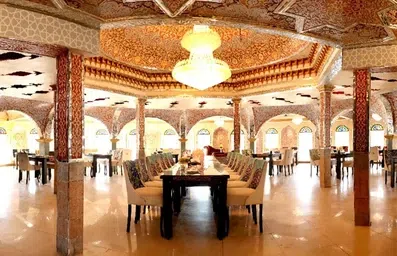 رستوران کاشی کاری شده مجتمع کوثر ملک شهر اصفهان