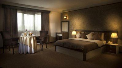 هتل معین فومن | رزرو هتل با پشتیبانی 24 ساعته یوتراوز