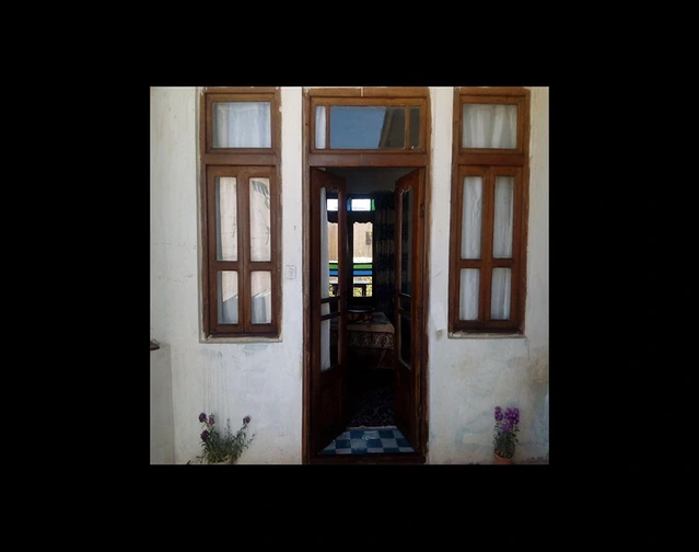 نمای ورودی اتاق ها