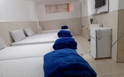 اتاق پنج تخته خانه مسافر پردیس قم