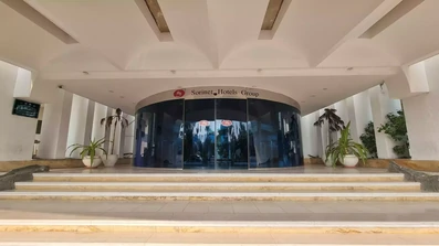 ورودی هتل صدف کیش