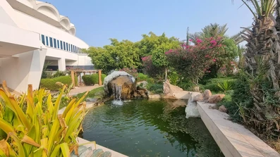 فضای سبز هتل صدف کیش