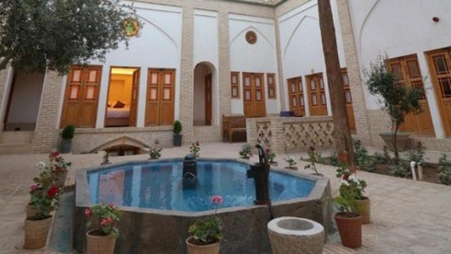 Sarayeqajar-Kashan_10078