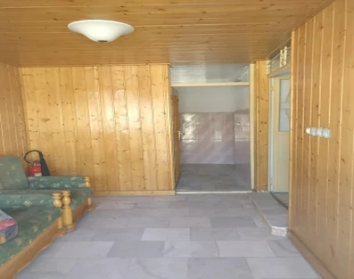 راهرو بین اتاق ها