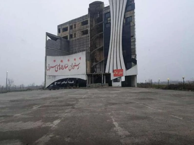 هتل در حال ساخت ستاره های سربی فومن