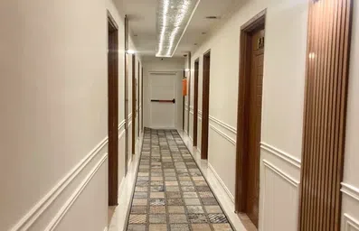 راهرو هتل شایگان ۲ مشهد