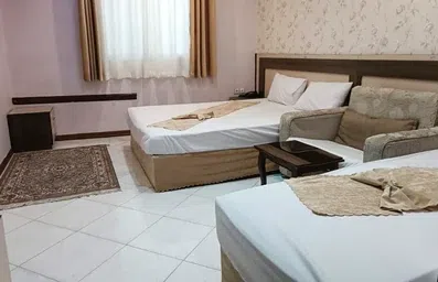 اتاق چهارتخته هتل شایگان ۲ مشهد
