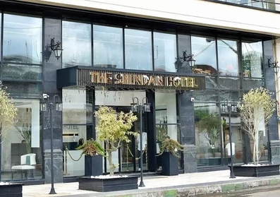 ورودی هتل شیندان آستارا