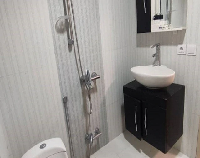 توالت فرنگی و حمام