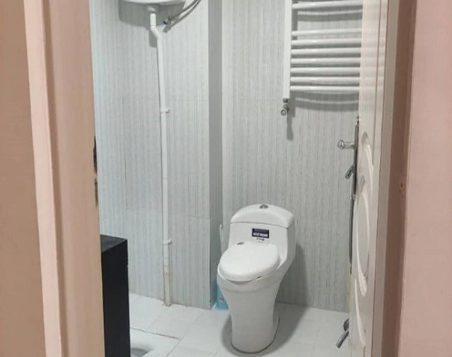 سرئیس بهداشتی و حمام