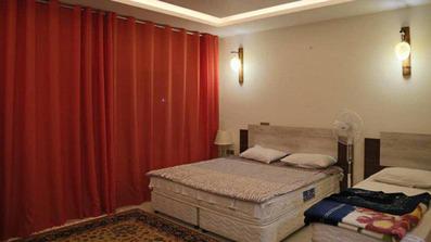 اتاق سه تخته