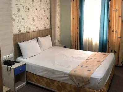 اتاق دو تخته دبل هتل تاج مشهد