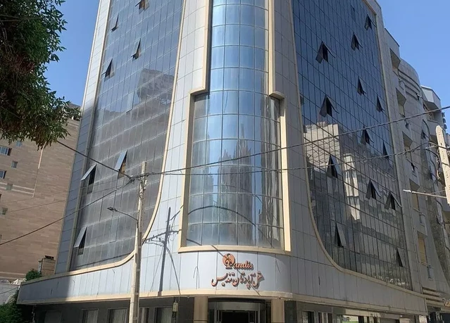 نمای کلی هتل آپارتمان تندیس مشهد