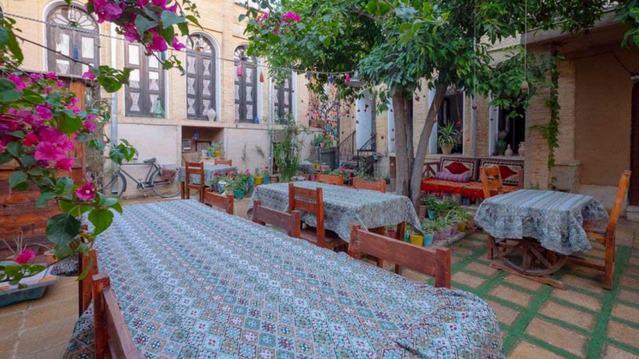 Toranjestan-Shiraz_1680