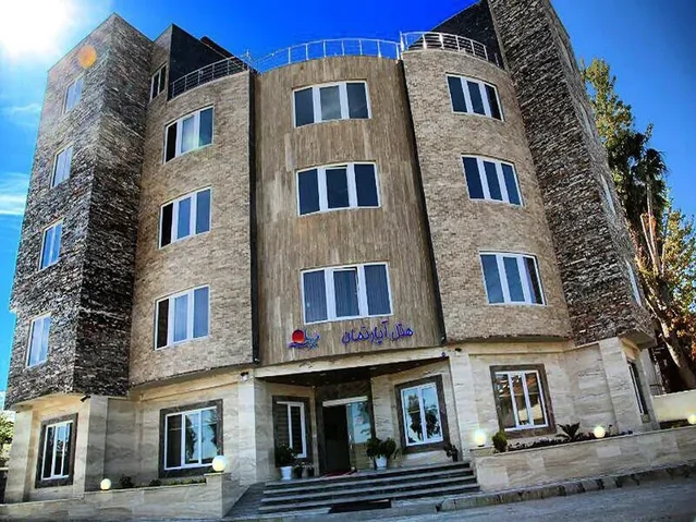 نمای آجری هتل دریا نوشهر