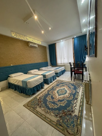 اتاق خواب سه نفره با کولر گازی