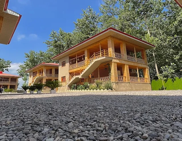 نمای روز ظاهر ساختمان