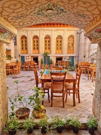 IranDokht-Shiraz_12292