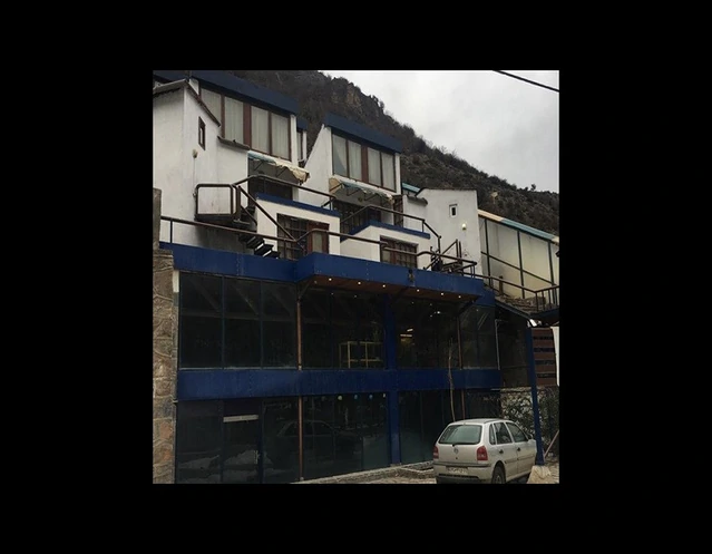 نمای روز ورودی هتل