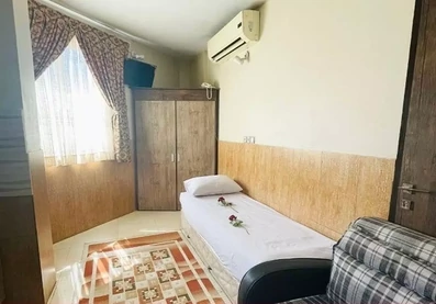 اتاق یک تخته مهمانسرا رویان مشهد